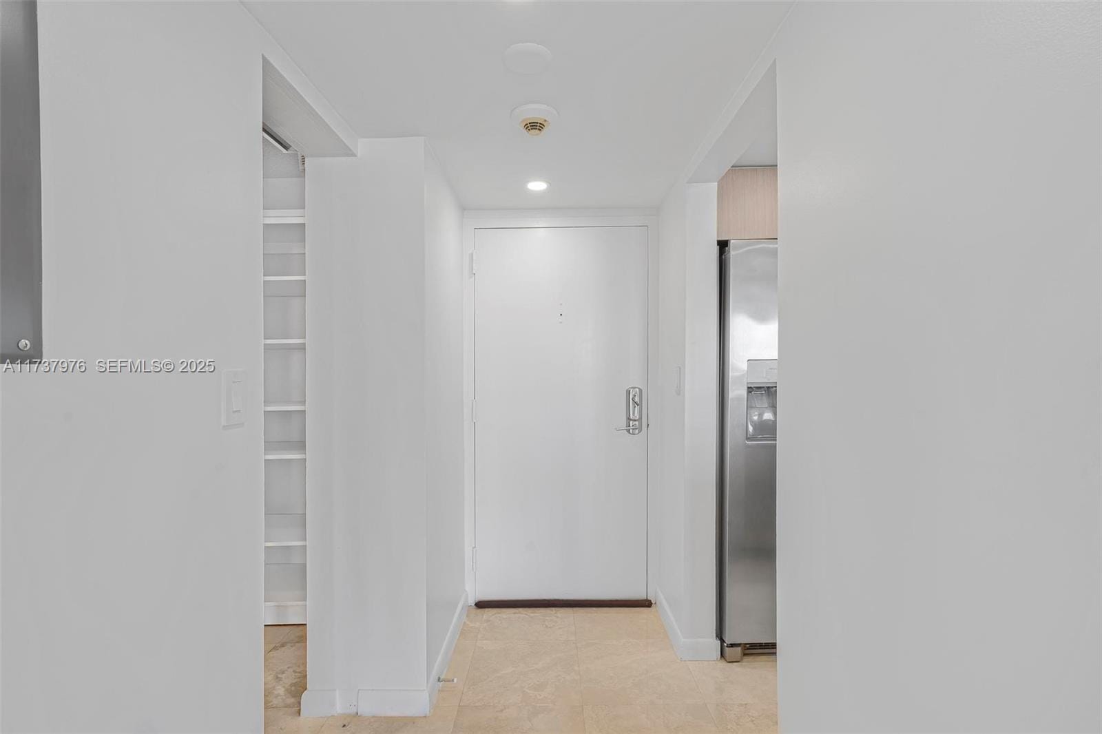 600 NE 36th Street 414, Miami, FL 33137 photo 4