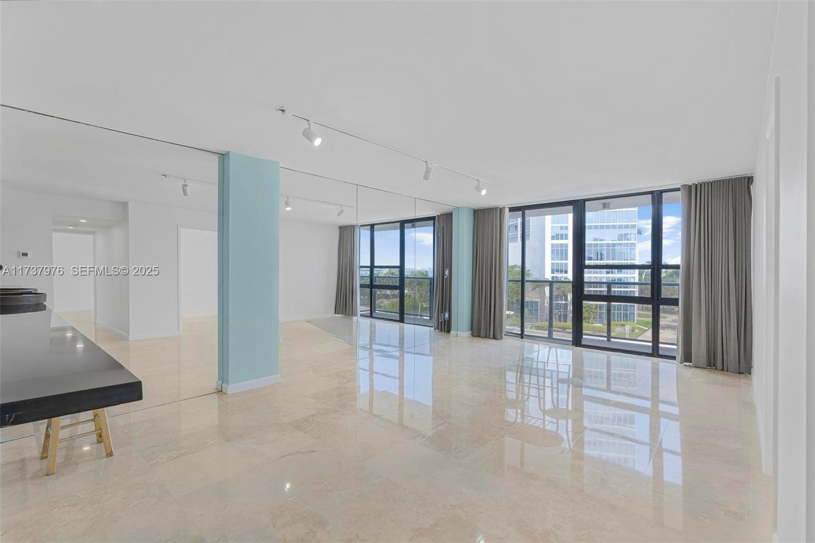 600 NE 36th Street 414, Miami, FL 33137 photo 5