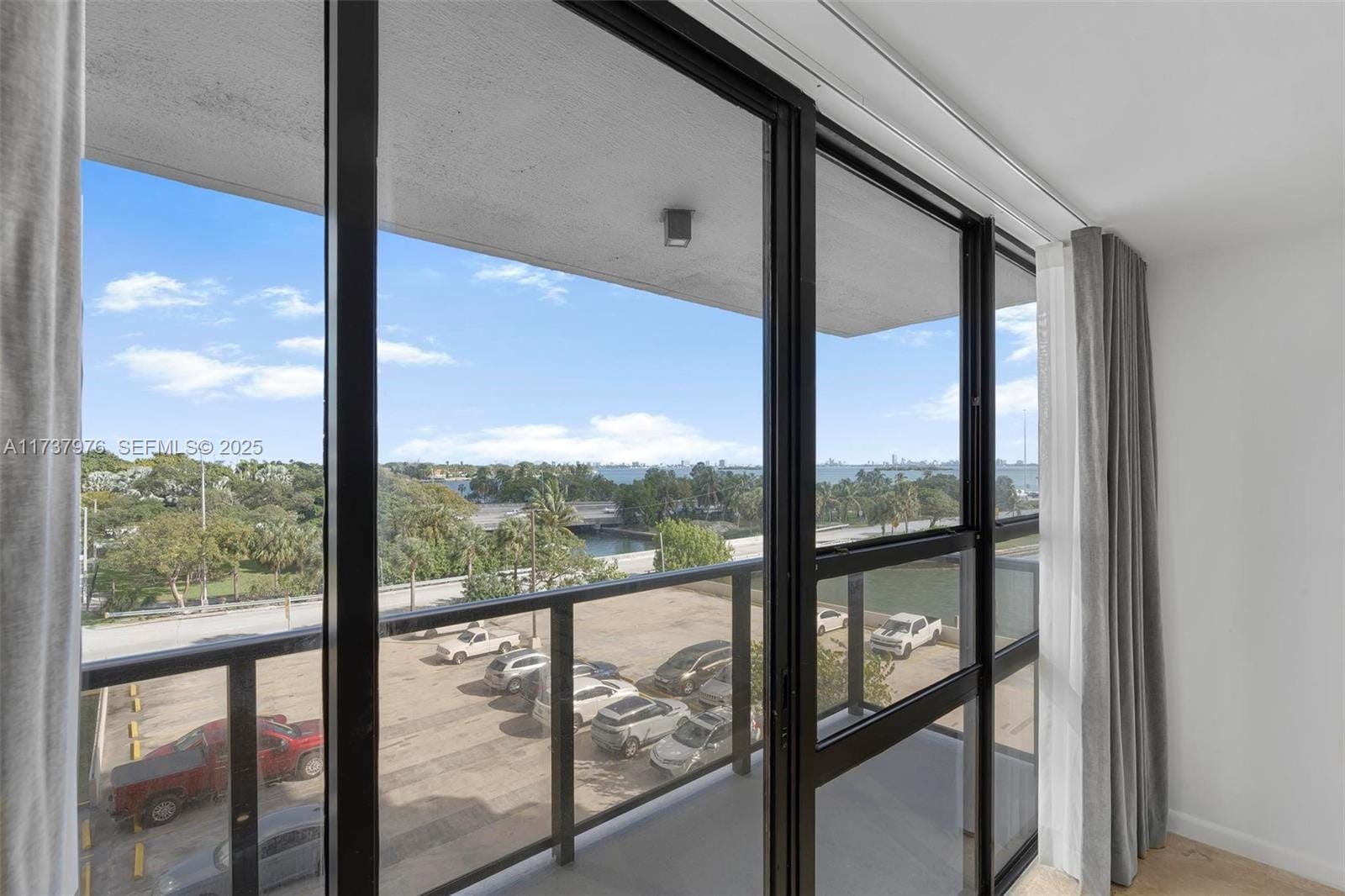 600 NE 36th Street 414, Miami, FL 33137 photo 7
