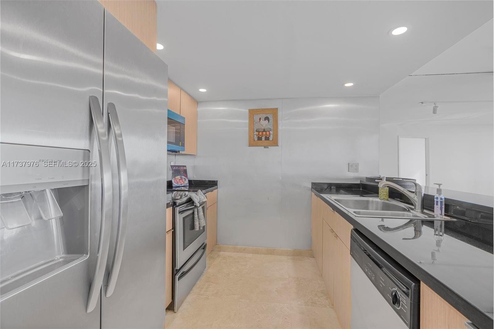 600 NE 36th Street 414, Miami, FL 33137 photo 8