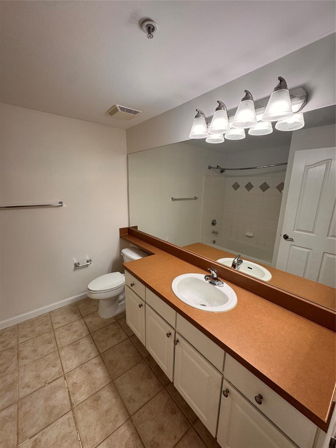2042 Alta Meadows Lane 1710 — photo 12