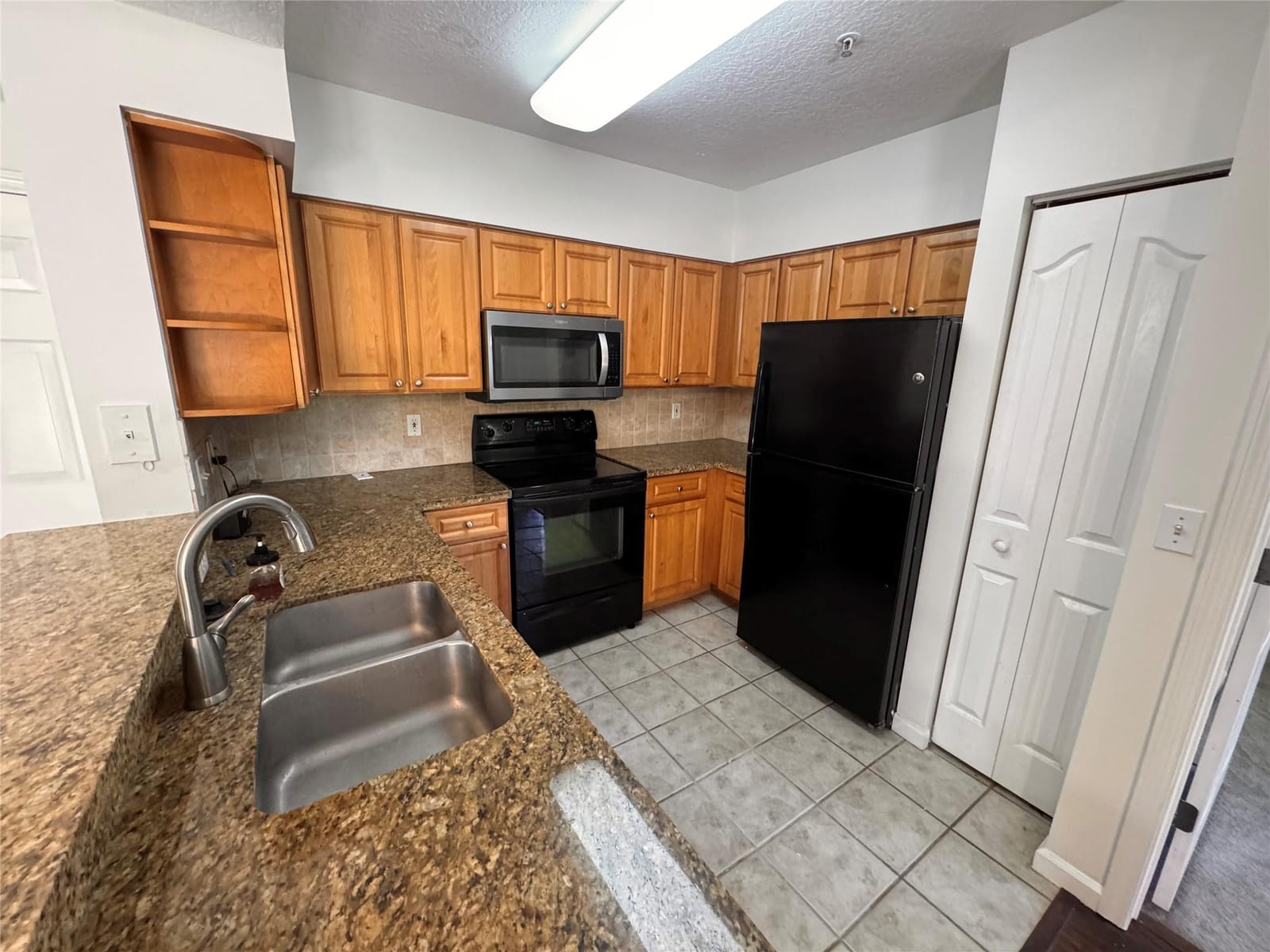 2042 Alta Meadows Lane 1710 — photo 7