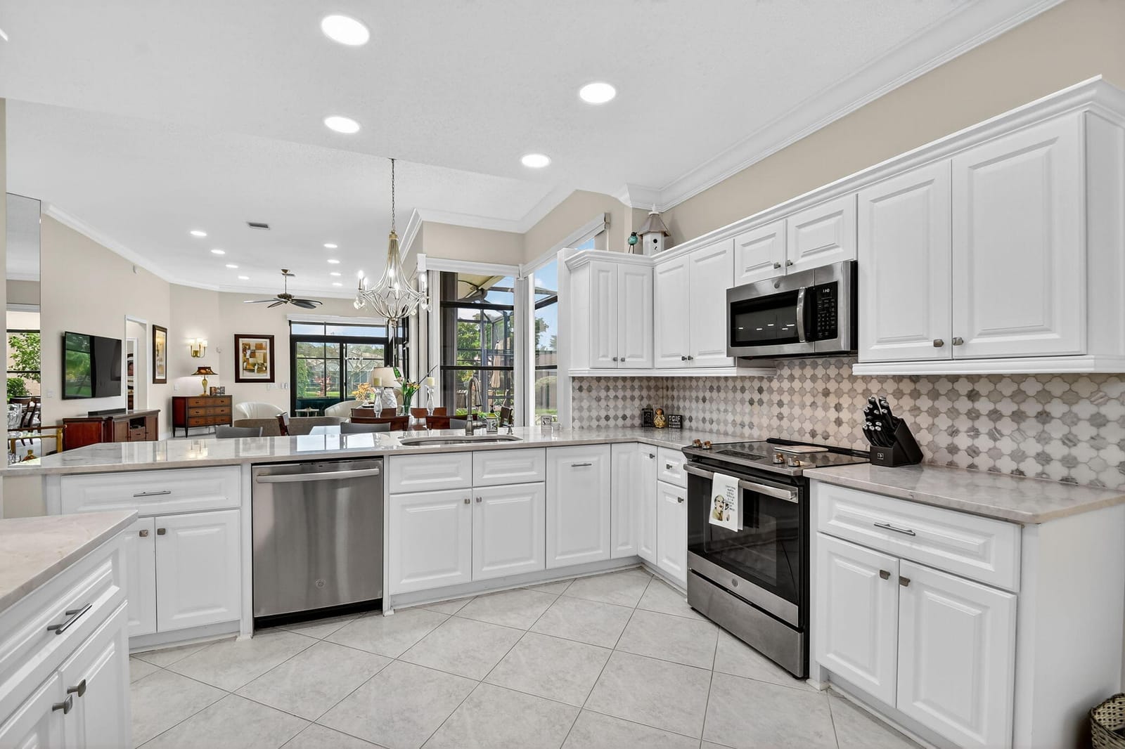 4489 Barclay Fair Way — photo 12