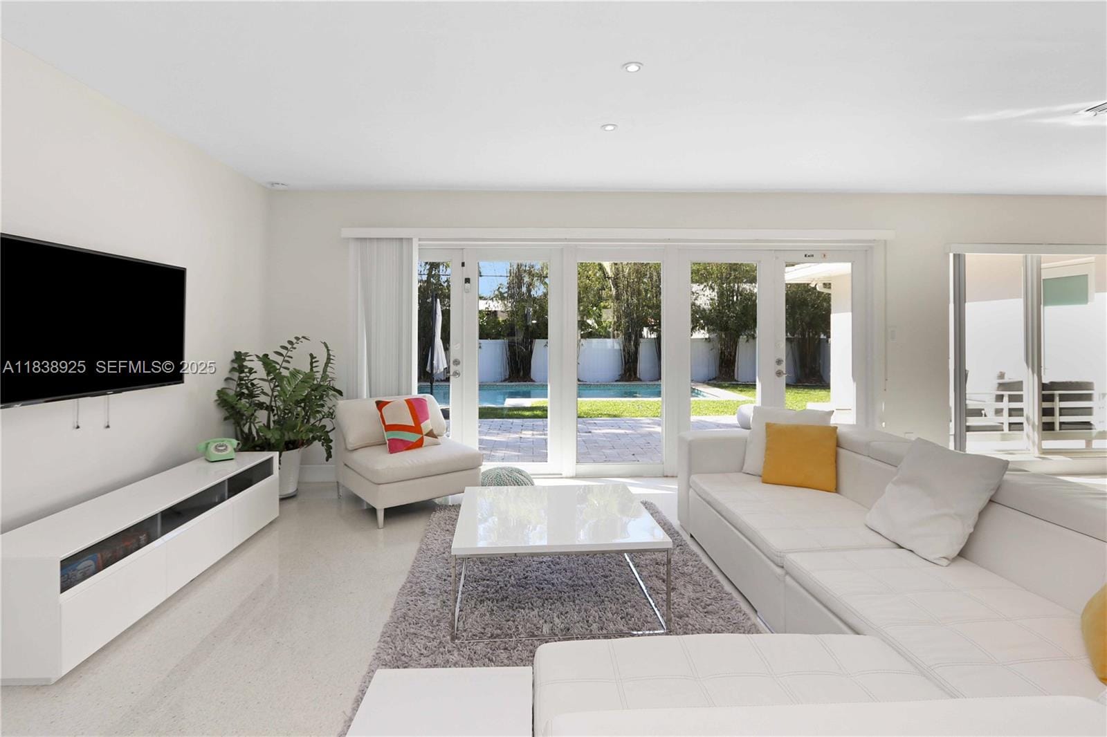 952 Hollywood Boulevard, Hollywood, FL 33019 photo 15