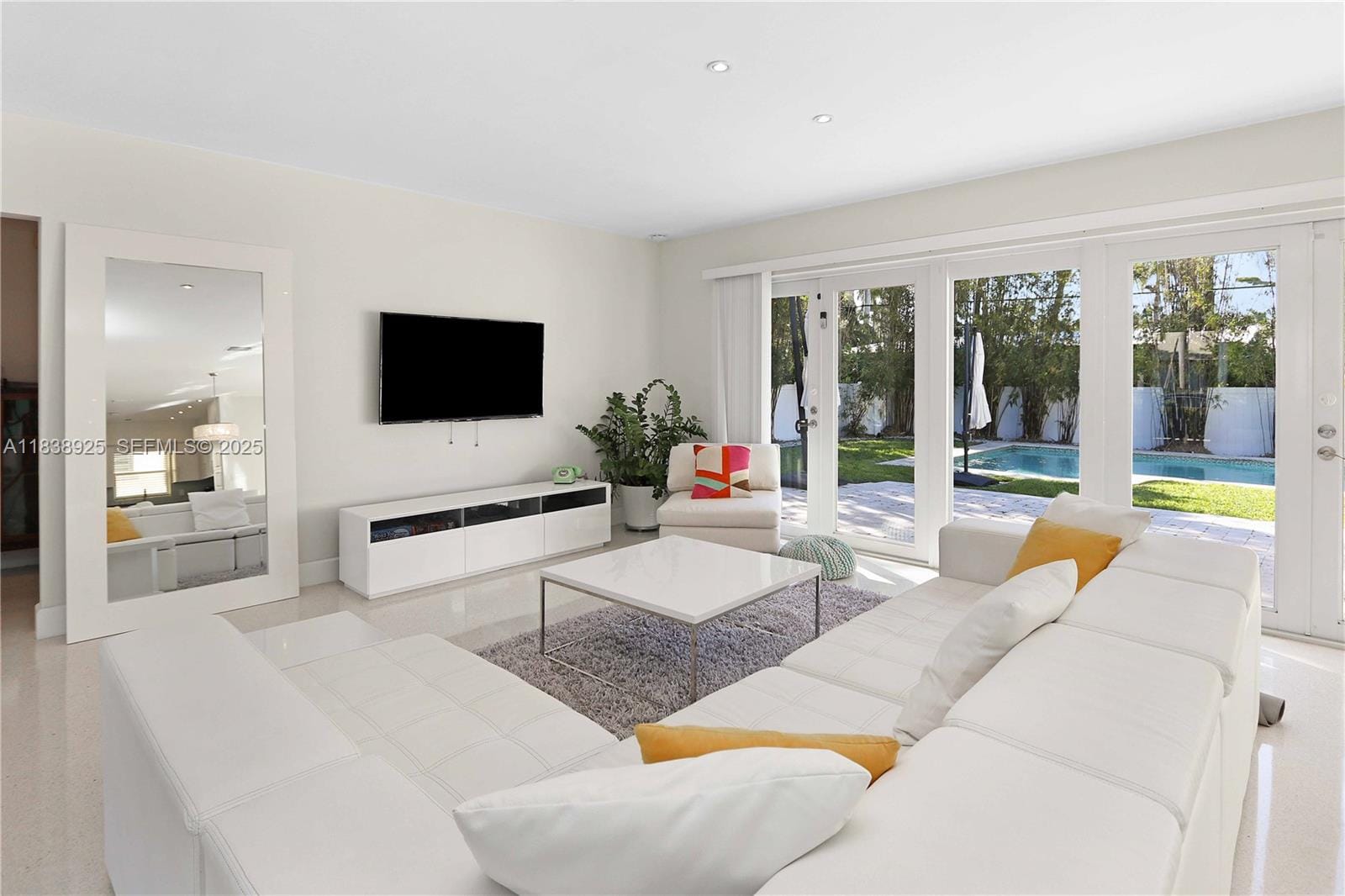 952 Hollywood Boulevard, Hollywood, FL 33019 photo 16