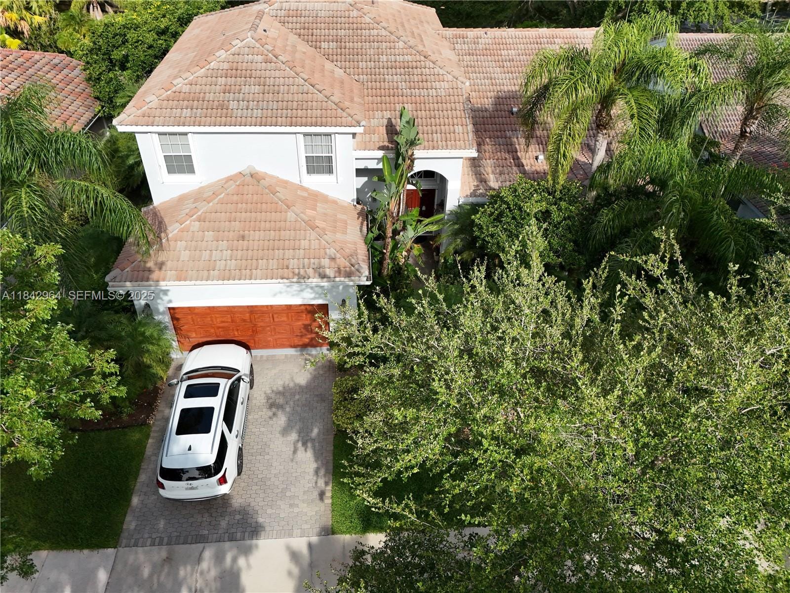 260 Montclaire Drive, Weston, FL 33326 photo 3