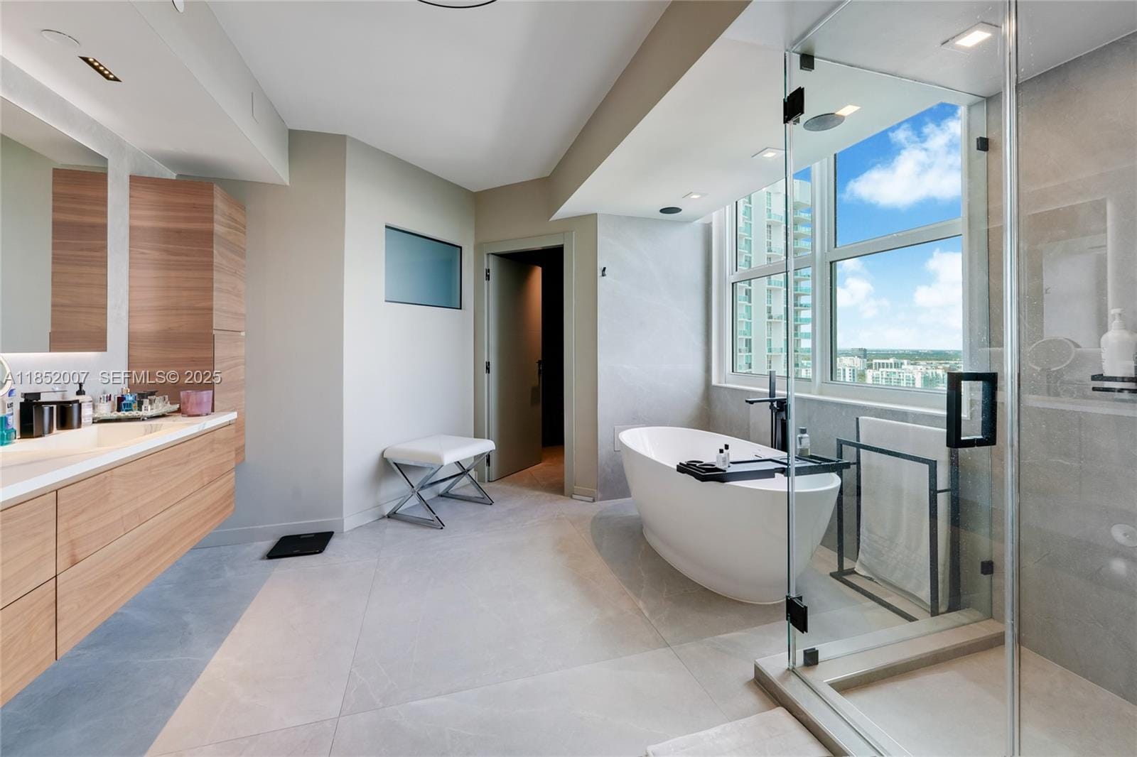3201 NE 183rd Street 2201, Aventura, FL 33160 photo 21