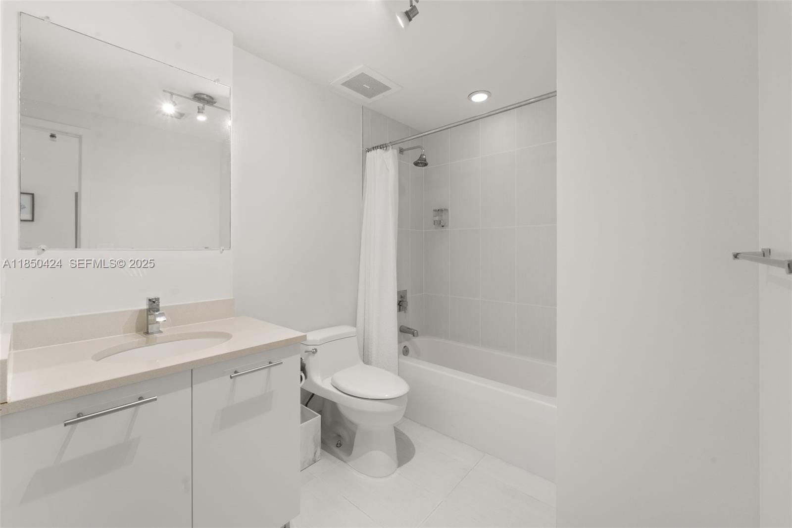3250 NE 1st Avenue 713, Miami, FL 33137 photo 10
