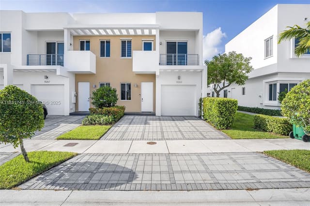 10263 NW 72nd Street, sold in Doral Palms North, Doral, FL
