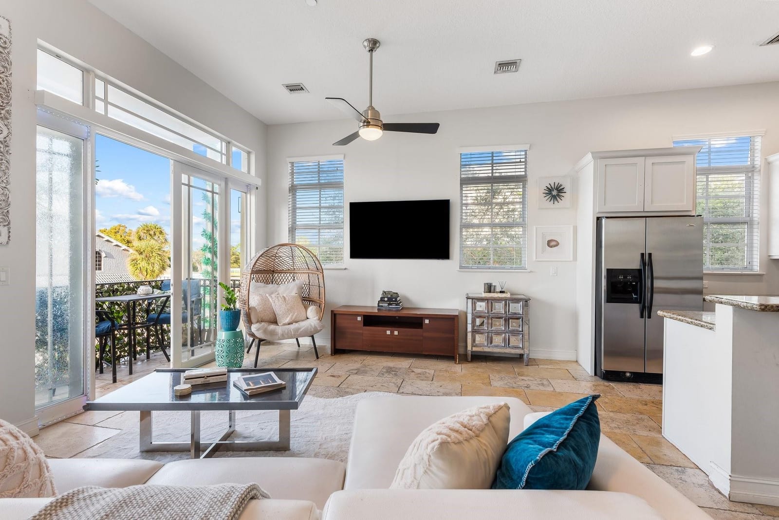 2350 Wilton Drive D — photo 4
