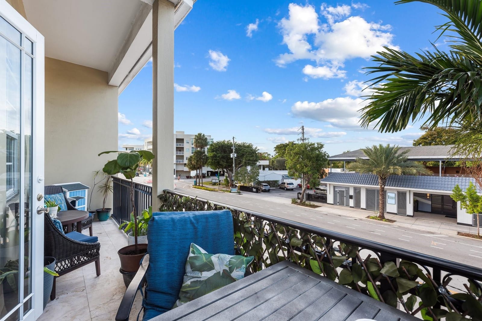 2350 Wilton Drive D — photo 10