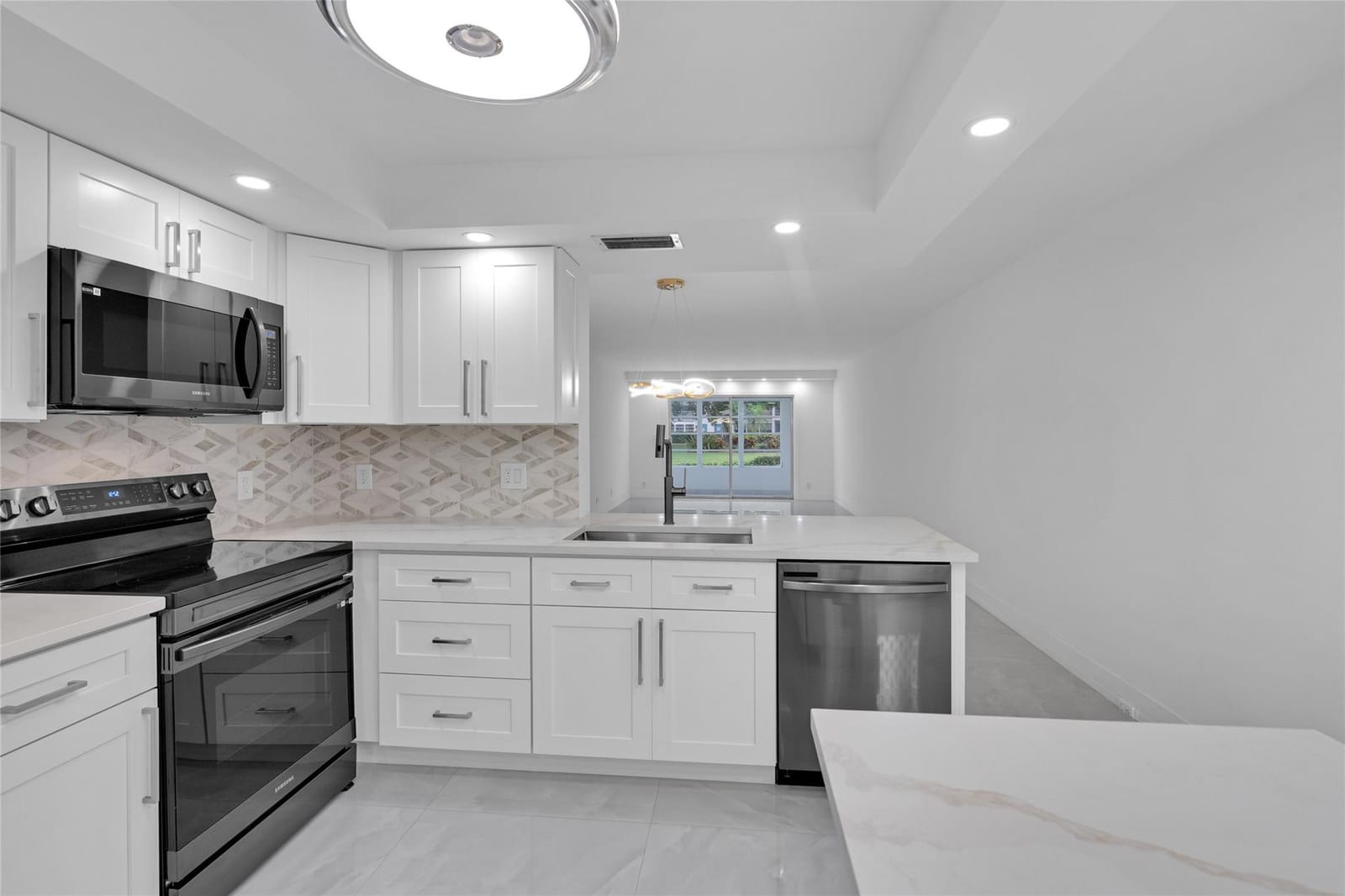 2001 Granada Drive L1, Coconut Creek, FL 33066