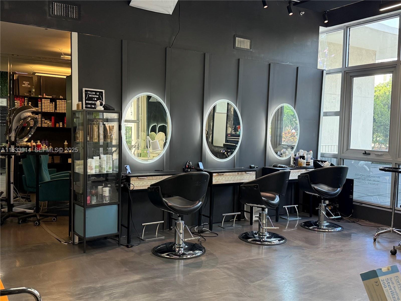 1 St Avenue, Miami, FL 33137