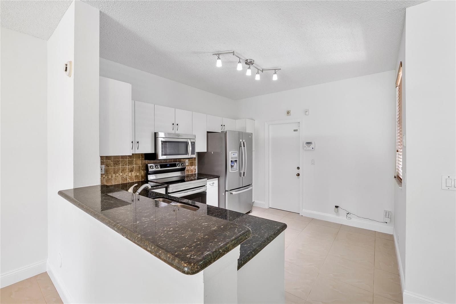 3793 San Simeon Circle — photo 7