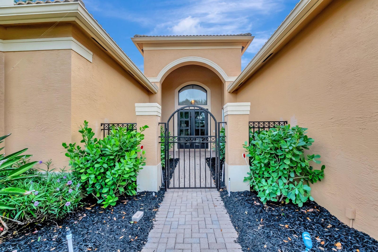 7136 Corning Circle, Boynton Beach, FL 33437 photo 2