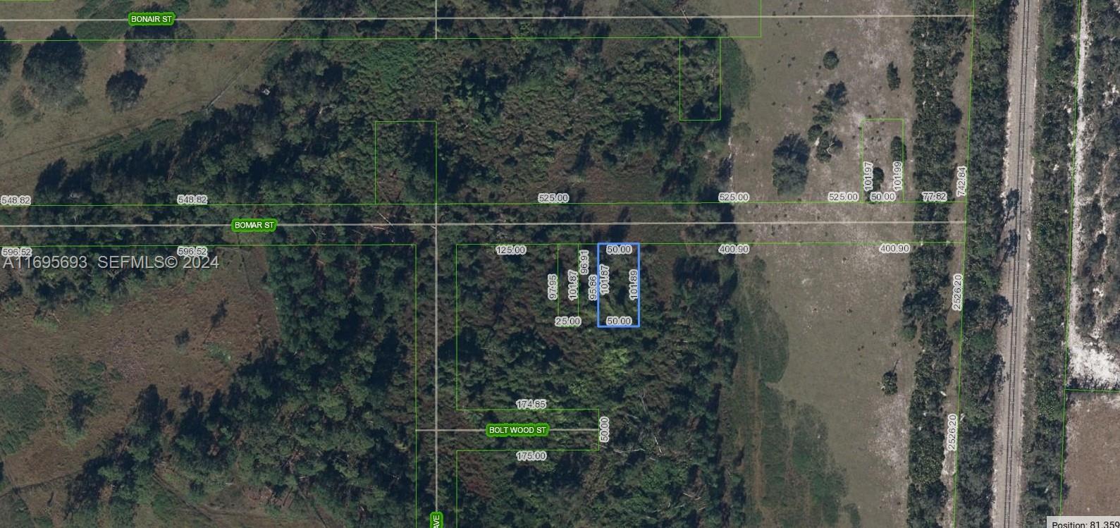 525 Bomar Street, FL 33960, Venus