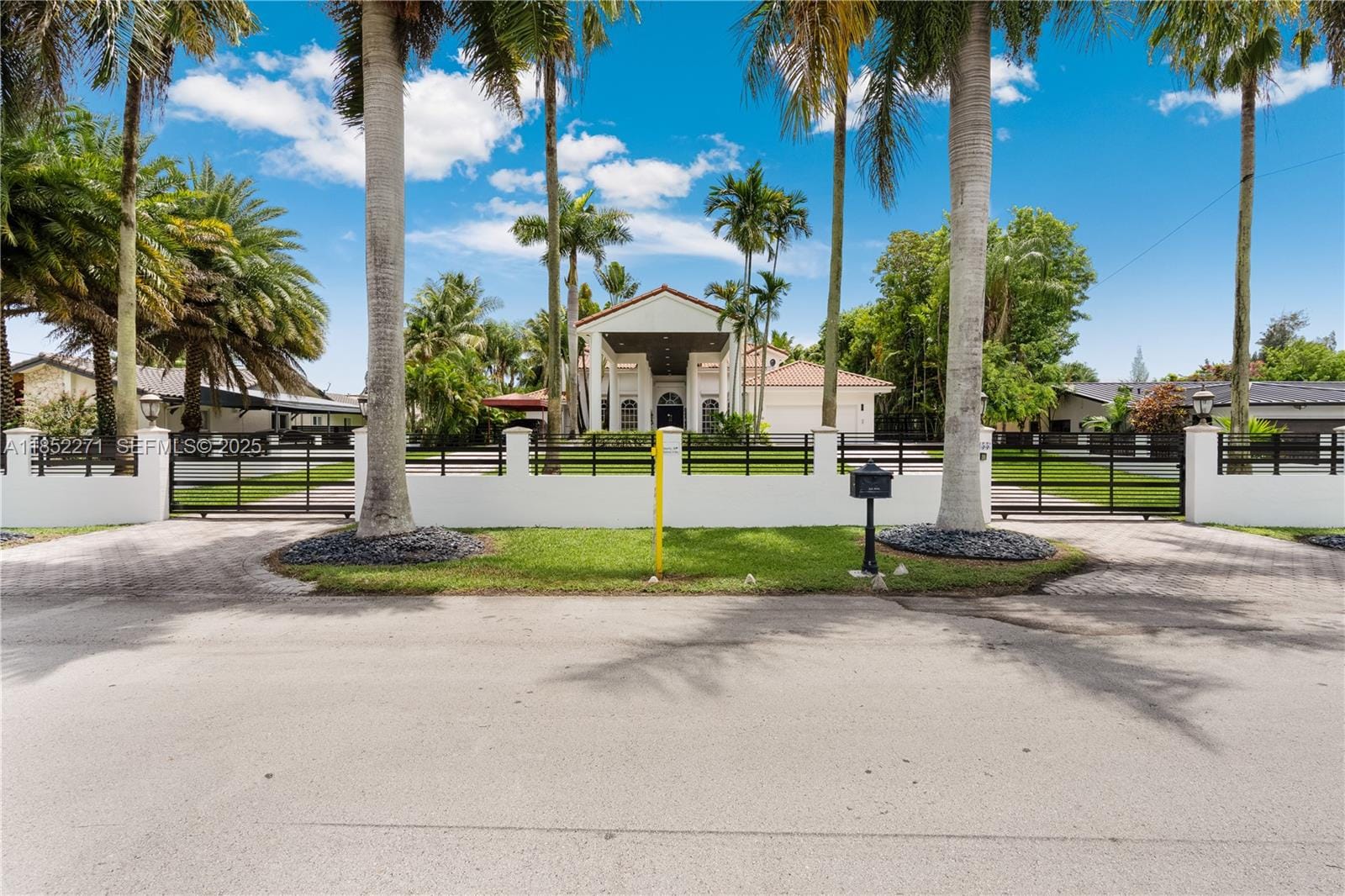3455 SW 130th Avenue, Miami, FL 33175 photo 2