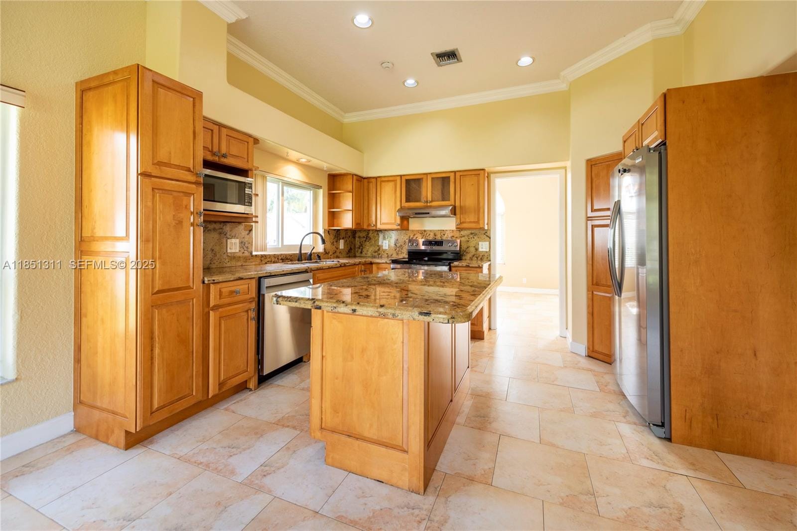 1075 San Luis Rey, Weston, FL 33326 photo 6