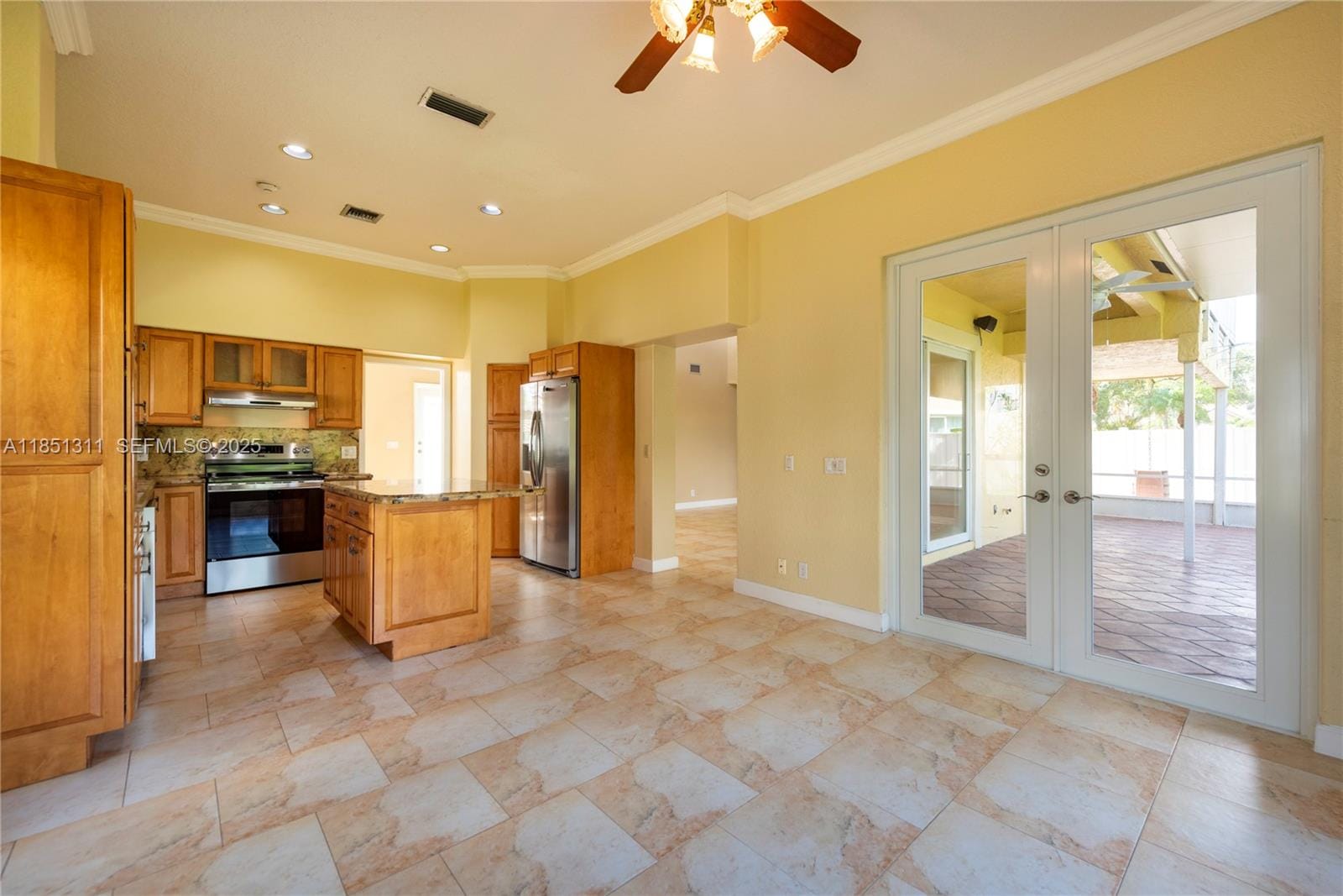 1075 San Luis Rey, Weston, FL 33326 photo 8