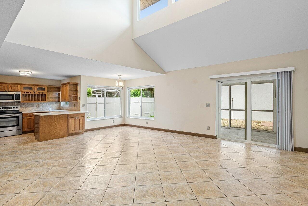 12679 White Coral Drive, Wellington, FL 33414 photo 11