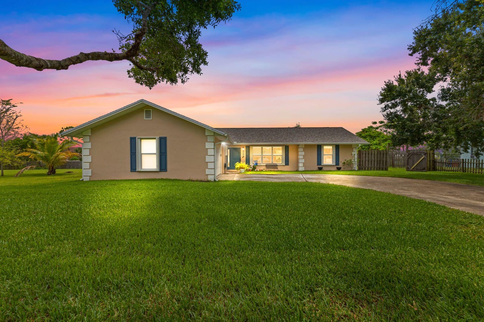 105 Sandalwood Drive, Fort Pierce, FL 34947