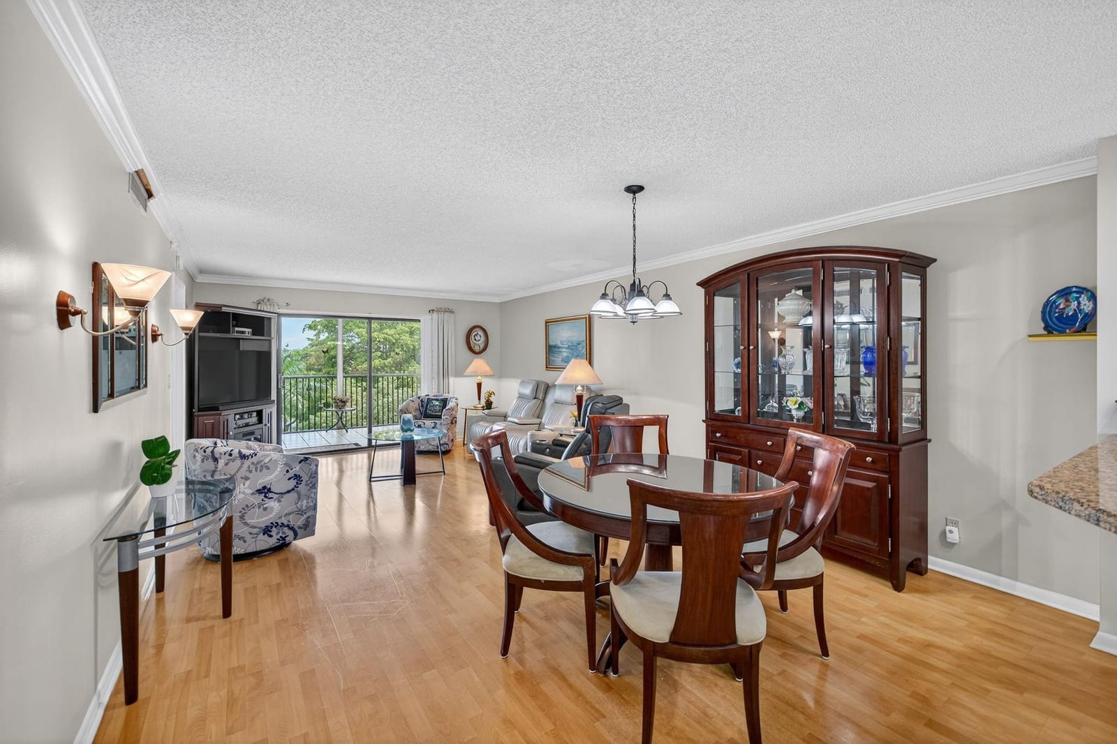 2205 S Cypress Bend Drive 505 — photo 11