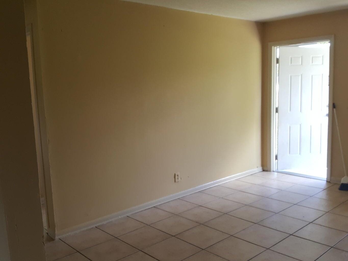 1233 Ac Evans Street 1 — photo 12