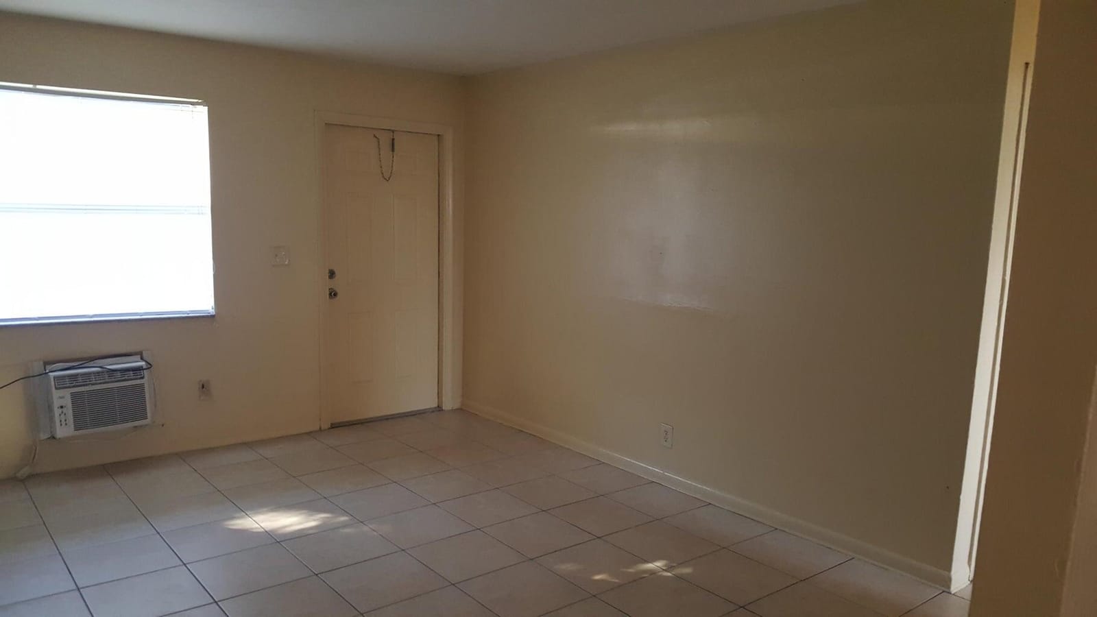 1233 Ac Evans Street 1 — photo 8