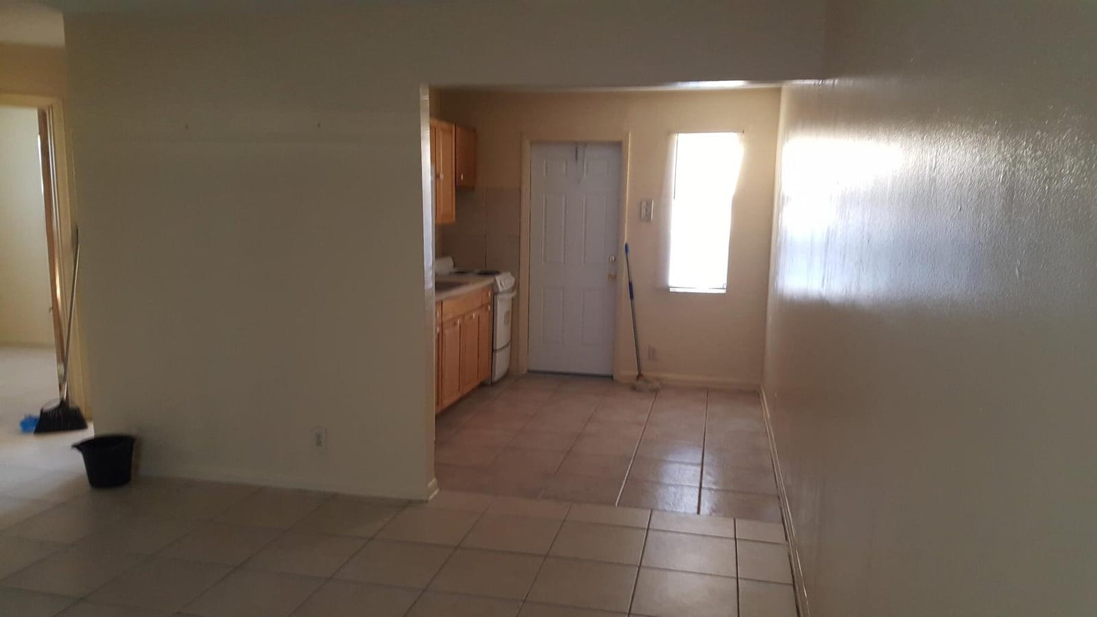 1233 Ac Evans Street 1 — photo 9
