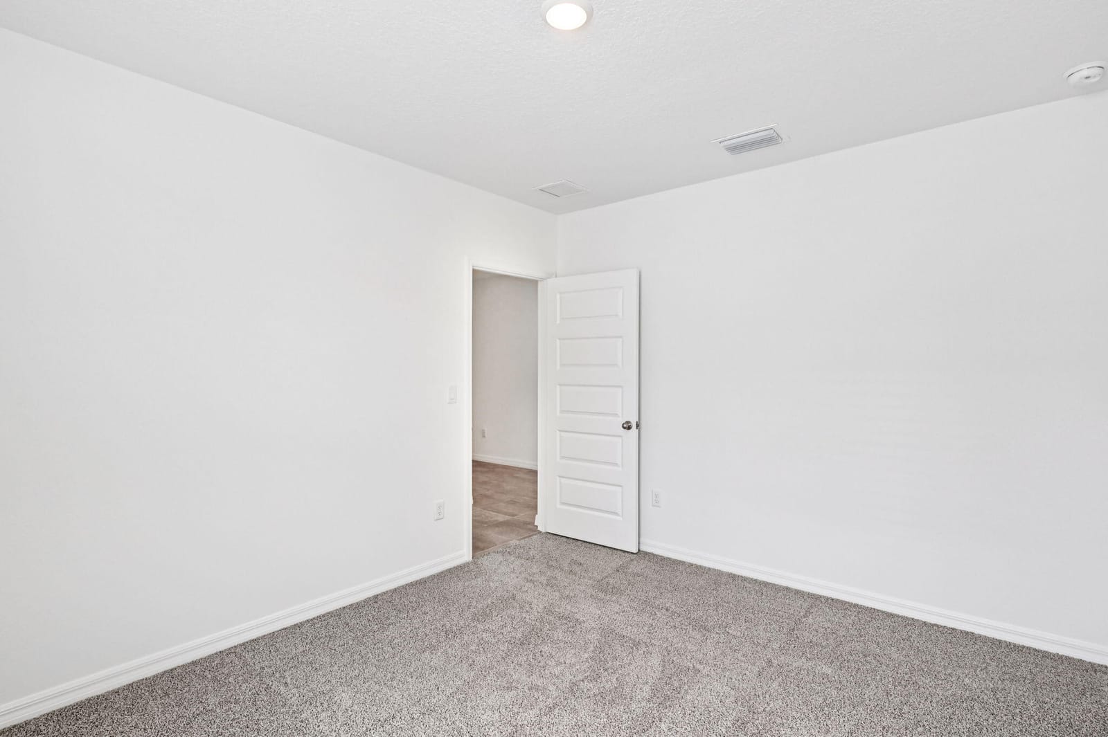 5421 Hampton Park Circle, Vero Beach, FL 32966 photo 17