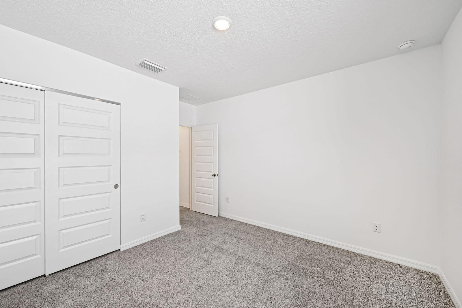 5421 Hampton Park Circle, Vero Beach, FL 32966 photo 19
