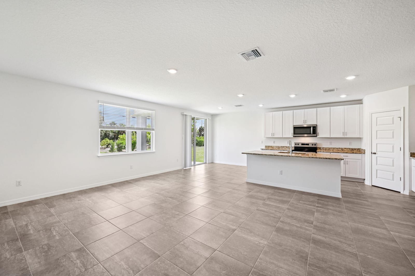5421 Hampton Park Circle — photo 5