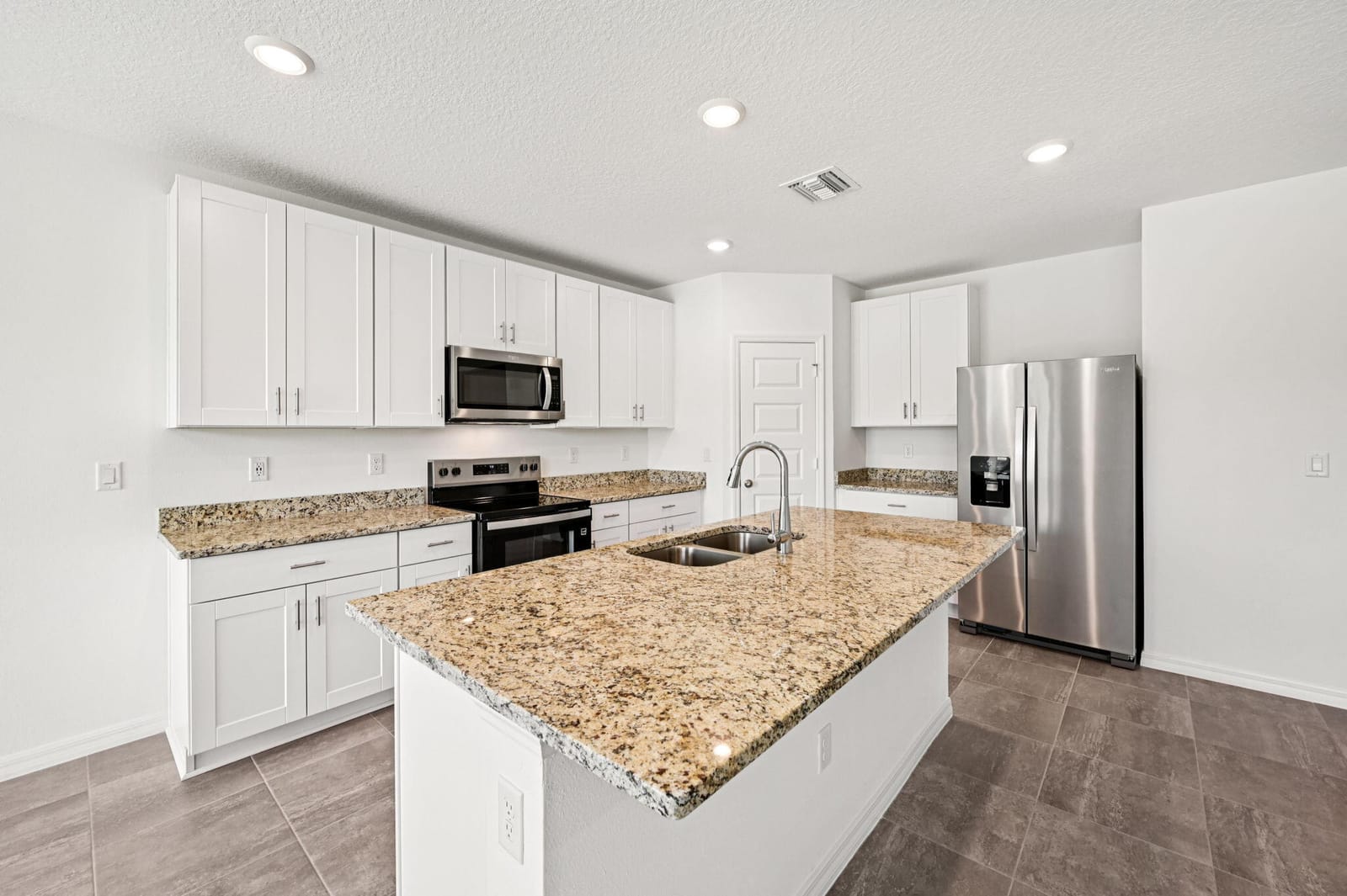 5421 Hampton Park Circle — photo 10
