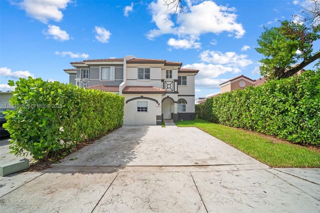 13553 SW 262nd Street, sold in Naranja Gardens, Homestead, FL