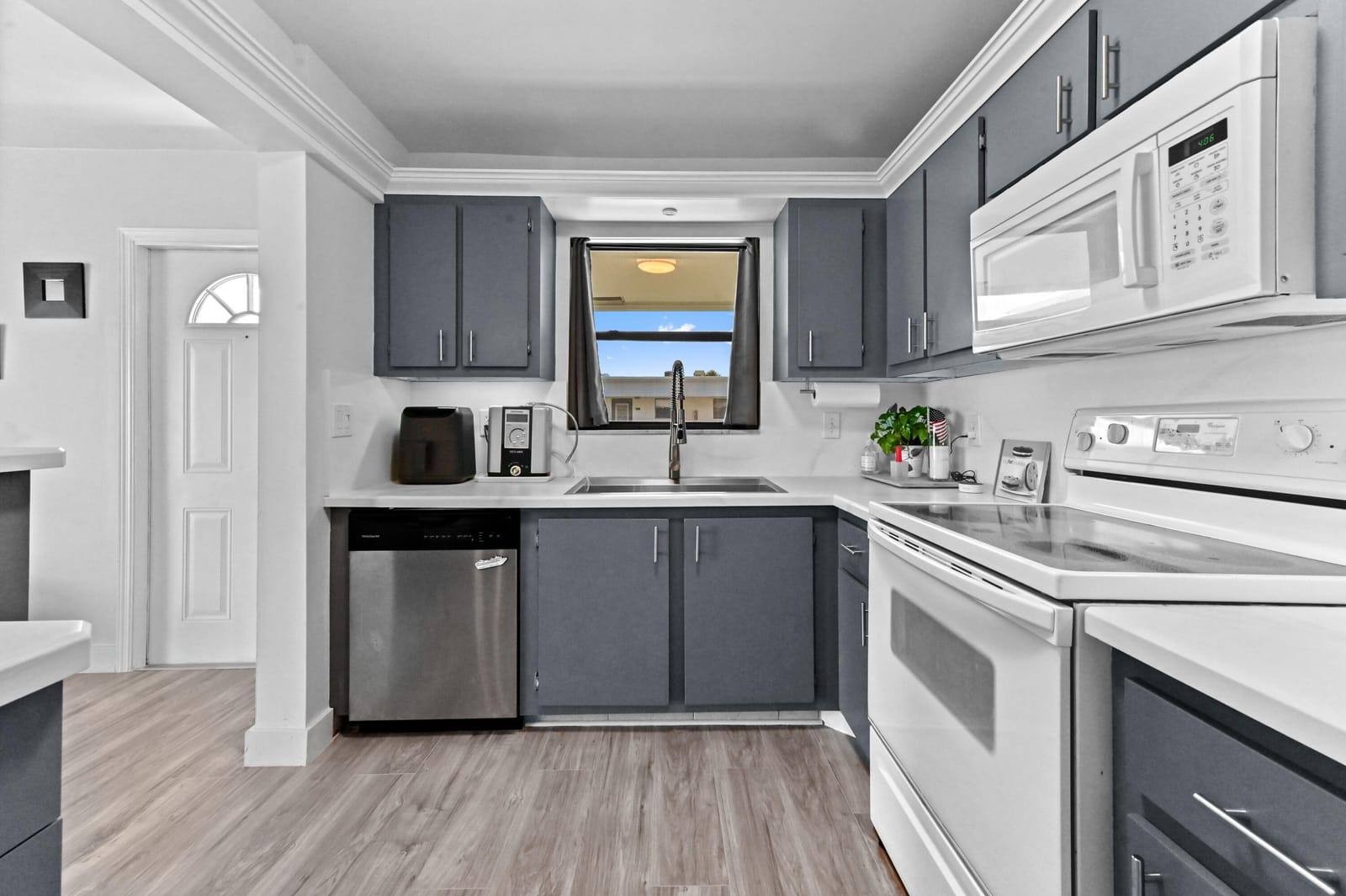 516 Osprey Drive 15d — photo 8