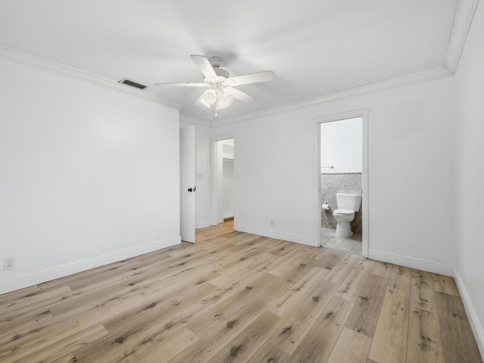 1680 NE 34th Lane, Oakland Park, FL 33334 photo 29