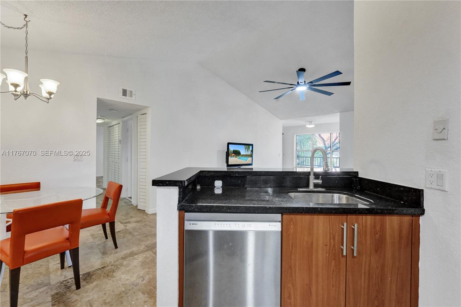 3460 N Pinewalk N Drive 321, Margate, FL 33063 photo 11