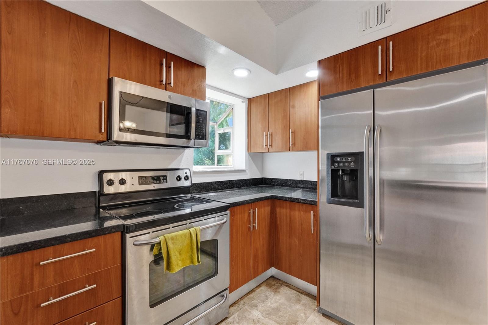 3460 N Pinewalk N Drive 321, Margate, FL 33063 photo 30