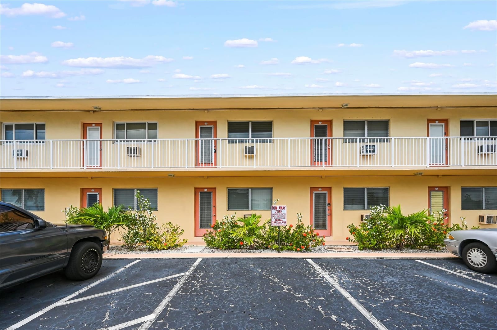 331 E Mcnab Road 122, Pompano Beach, FL 33060