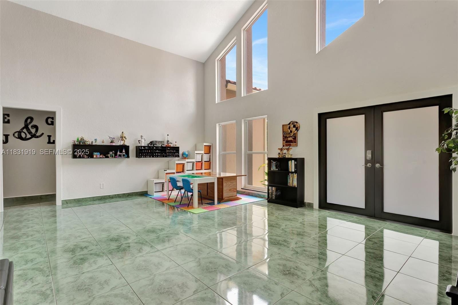 14100 SW 21st Street — photo 6