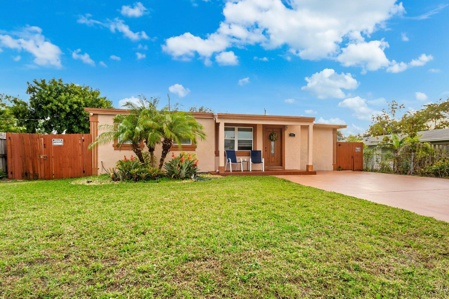 310 Ocean Pkwy Parkway, Boynton Beach, FL 33435 photo 1