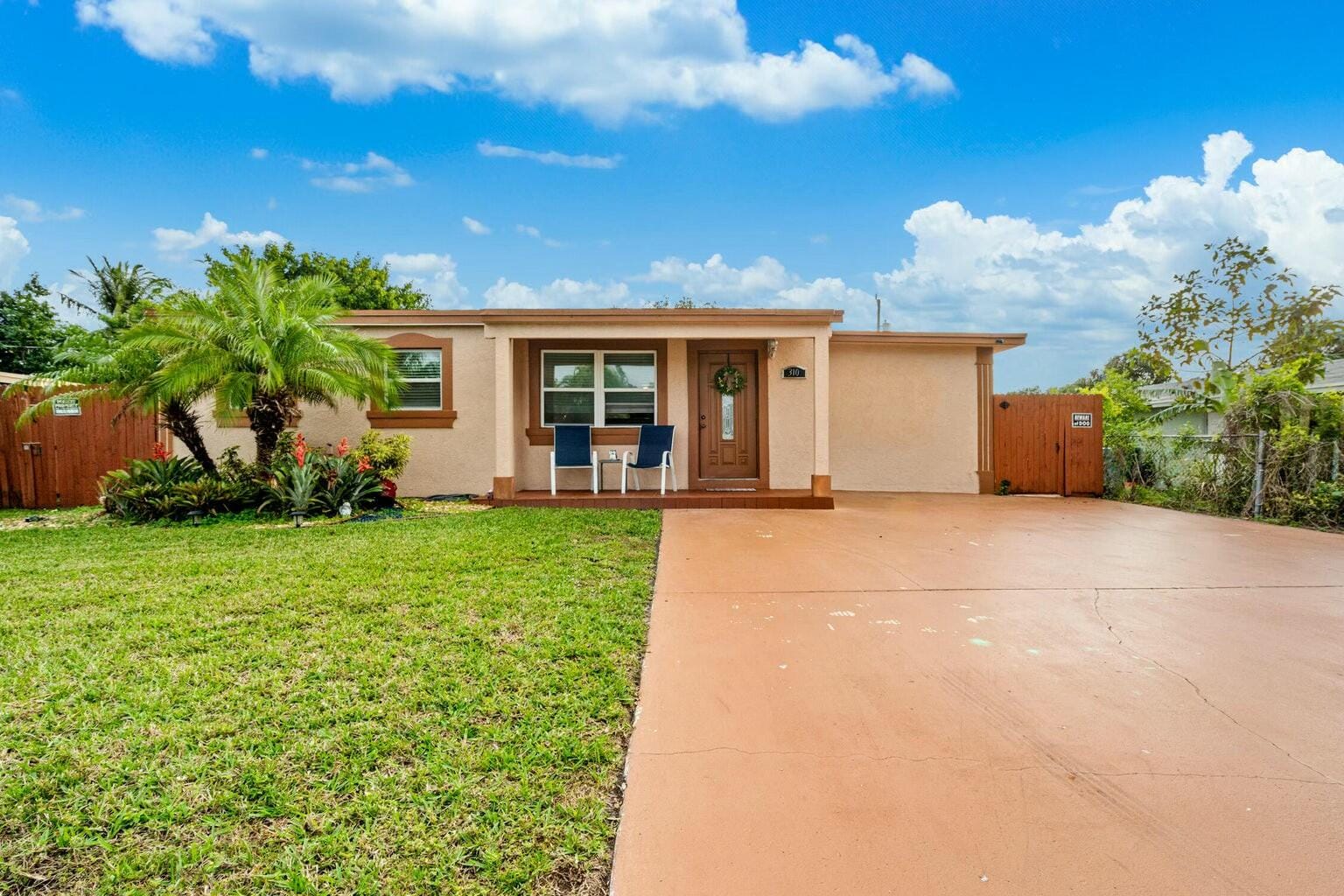 310 Ocean Pkwy Parkway, Boynton Beach, FL 33435 photo 2
