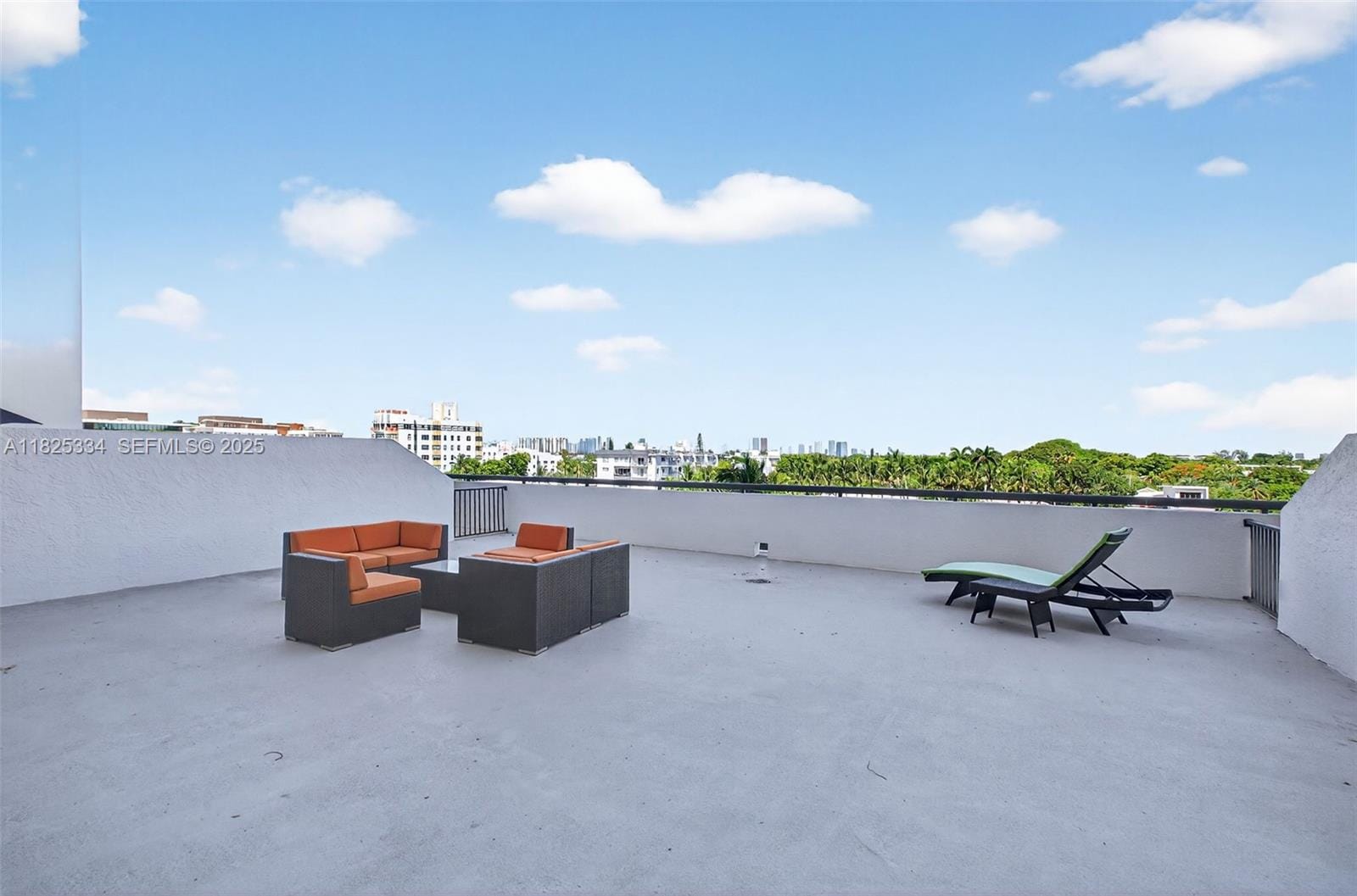 2555 Collins Avenue 606, Miami Beach, FL 33140 photo 29