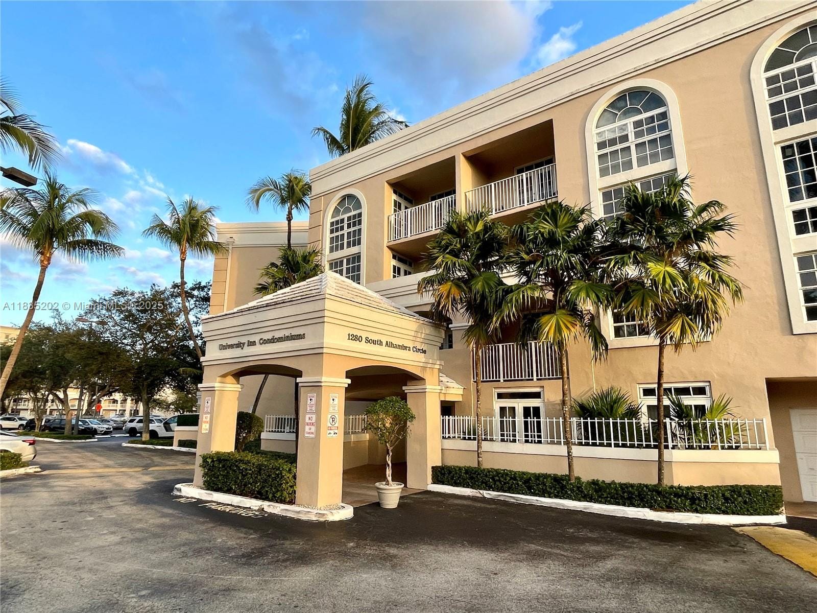 1280 S Alhambra Circle 1310, Coral Gables, FL 33146 photo 11