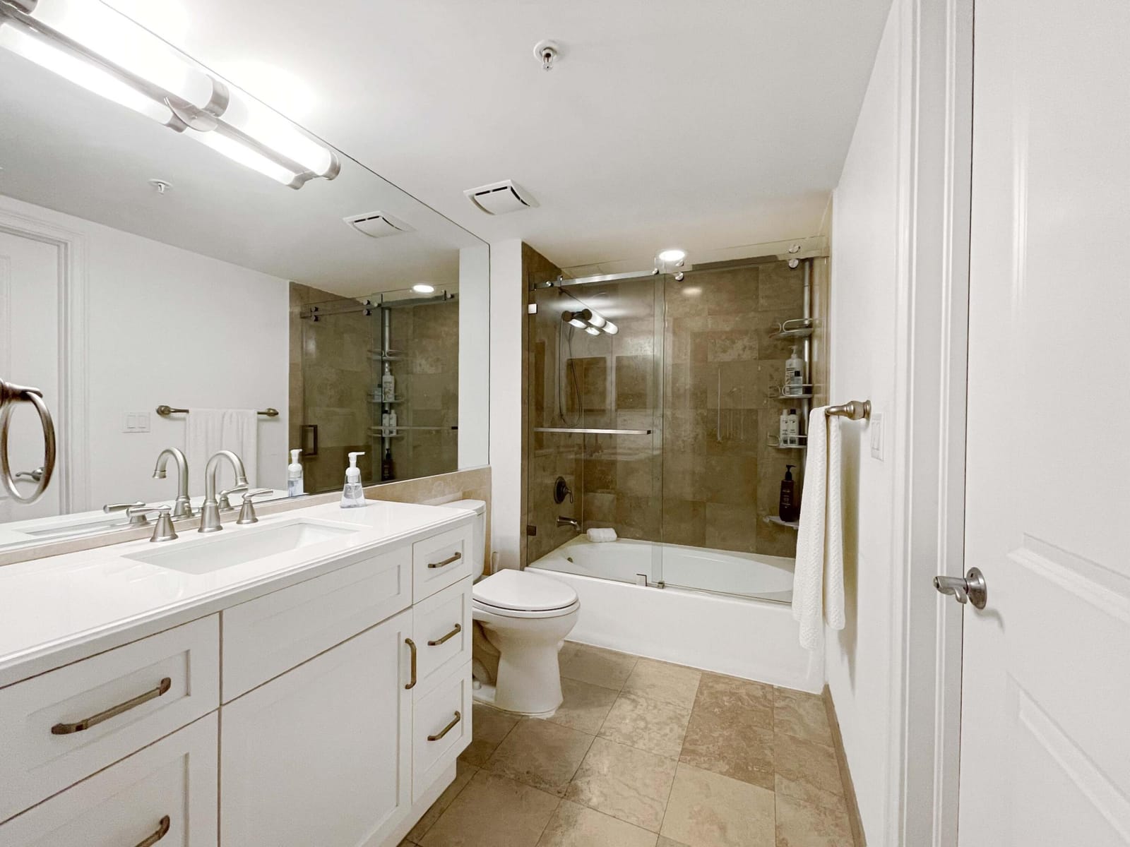 99 SE Mizner Boulevard 213, Boca Raton, FL 33432 photo 8