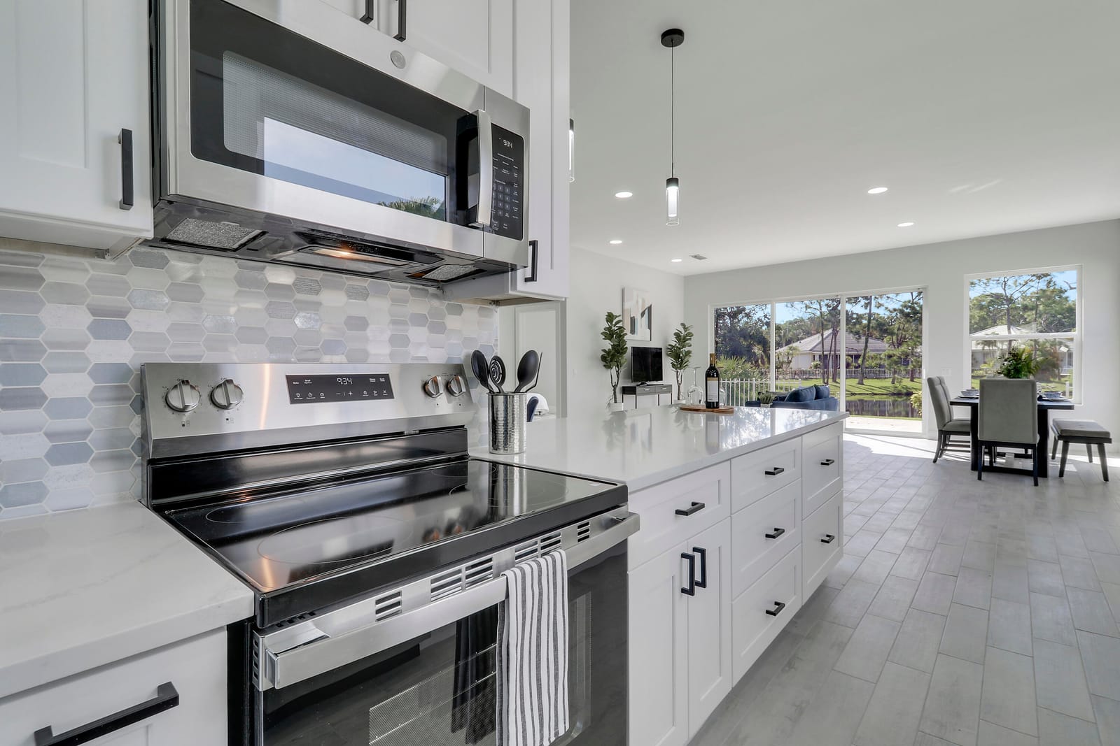 7751 SE Bay Cedar Circle, Hobe Sound, FL 33455 photo 12
