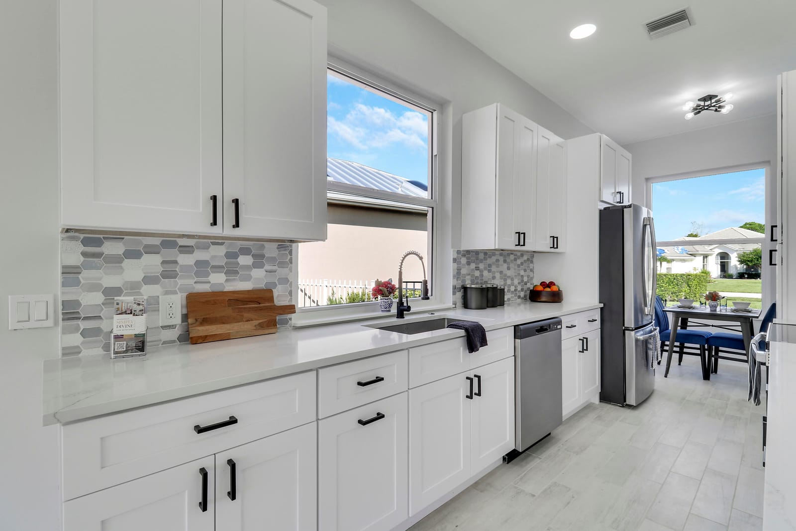 7751 SE Bay Cedar Circle, Hobe Sound, FL 33455 photo 9