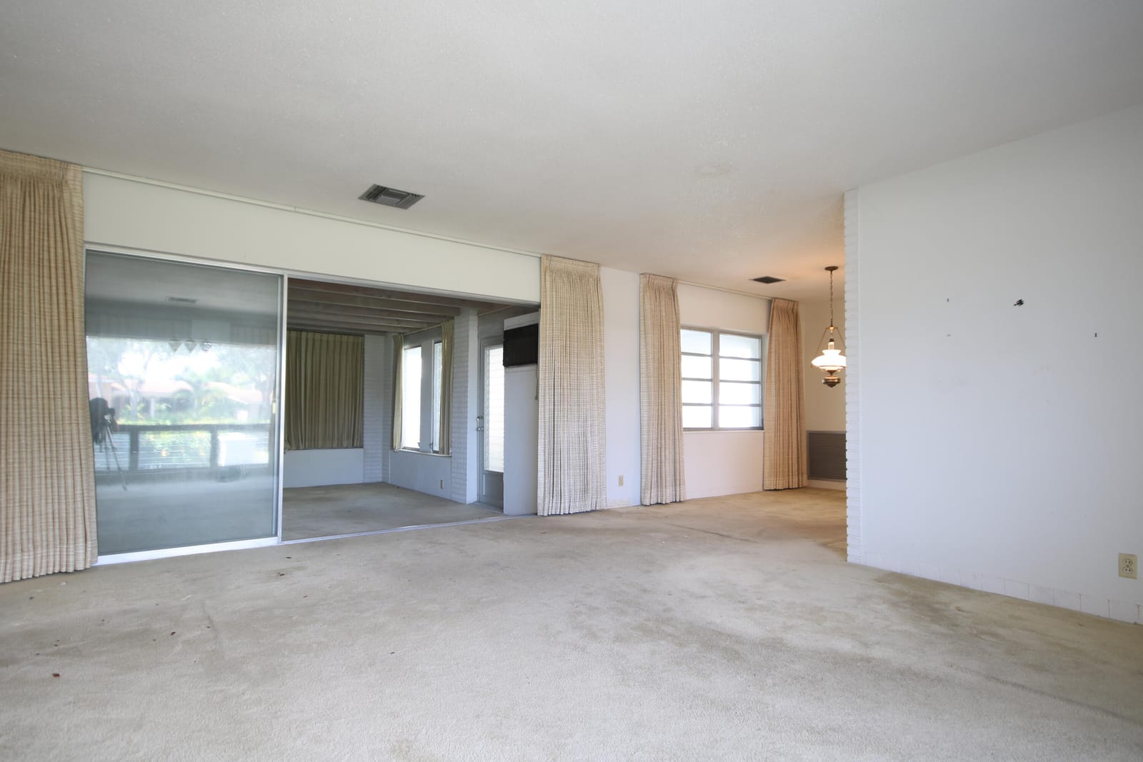 1320 SE 10th Street — photo 4