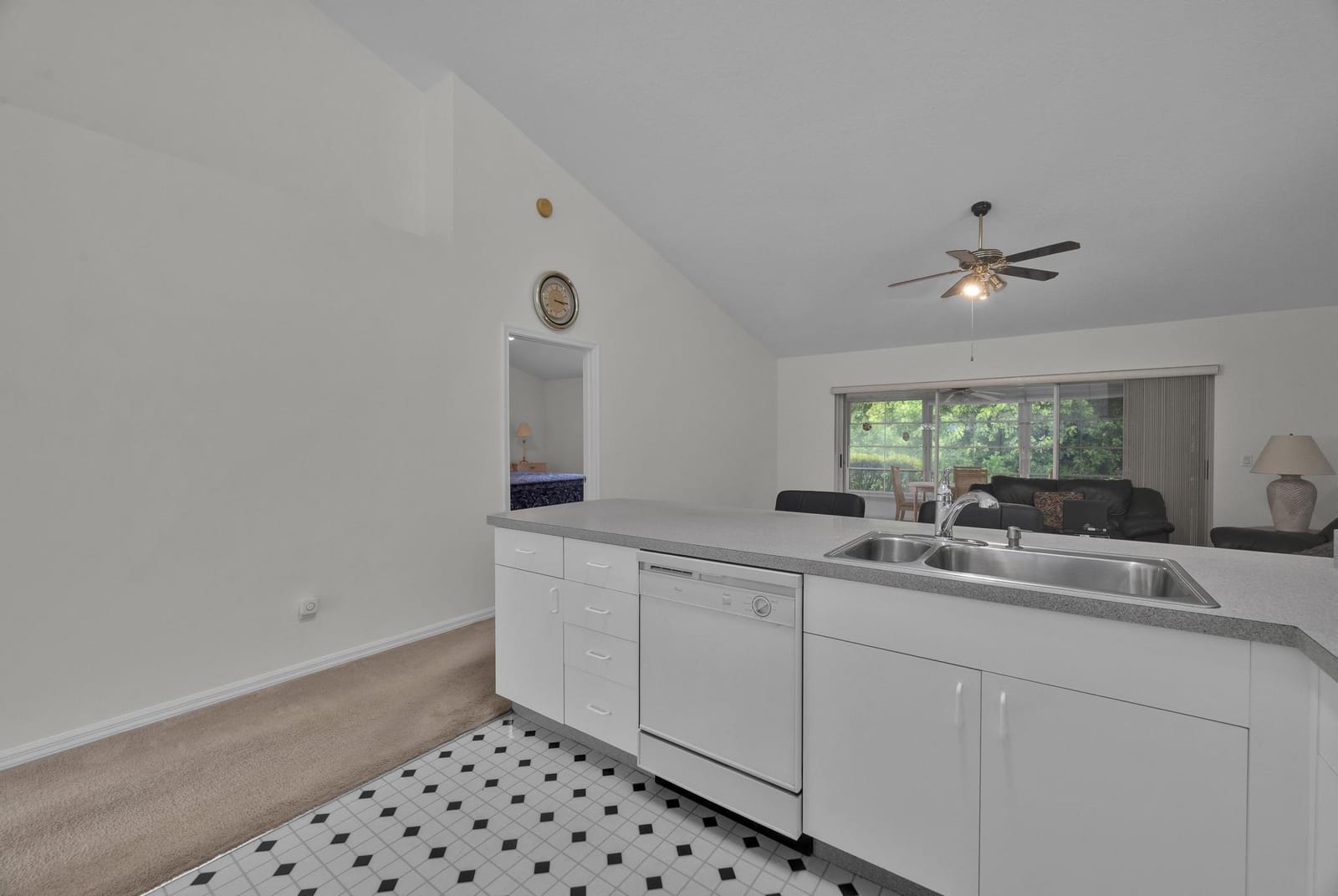 483 NW Casanova Circle — photo 11