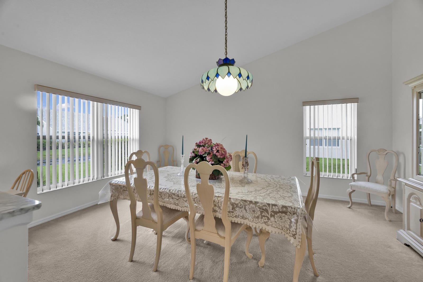 483 NW Casanova Circle — photo 4